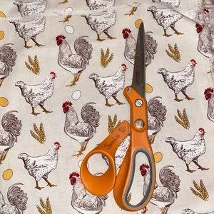 Apron, chickens